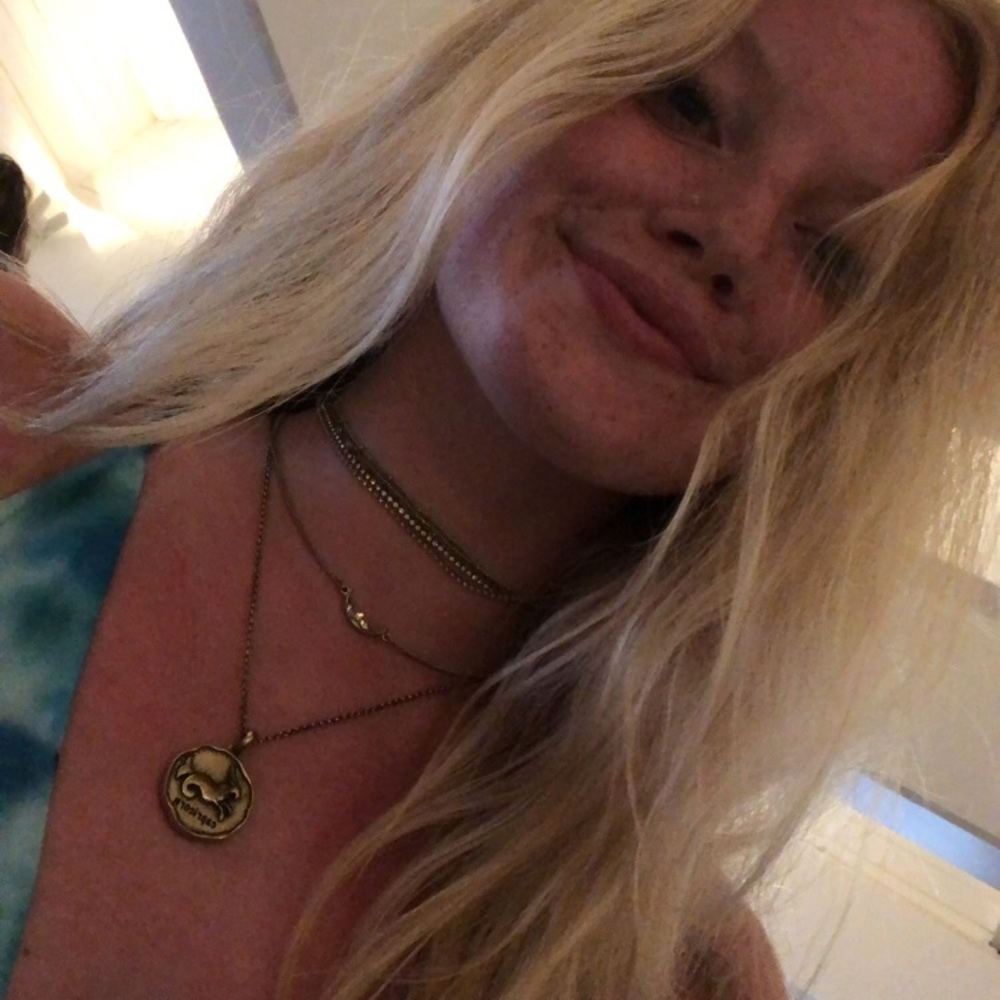 Meet your Posher, Cristy